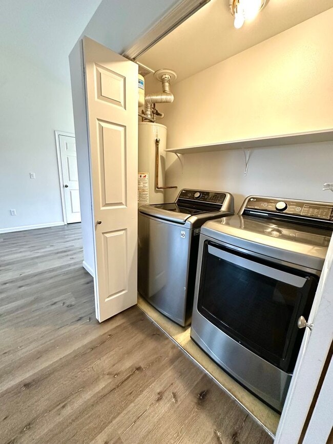 Building Photo - 3332 SW Metolius Meadow Ct