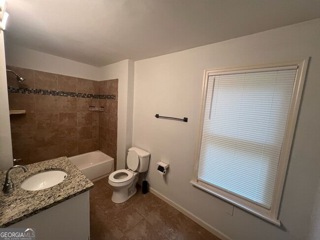 Building Photo - 4384 Lockness Ln