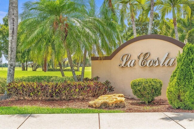 Building Photo - 214 La Costa Ct