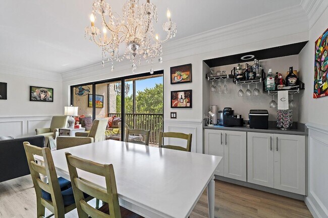 Building Photo - 1605 S US Hwy 1