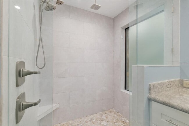 Building Photo - Beautiful Home in Landmark Woods