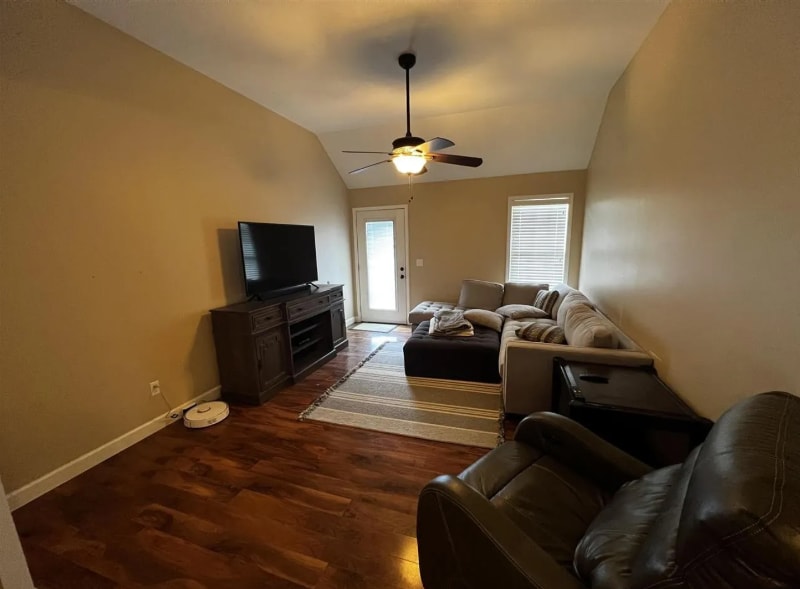 Building Photo - 225 Charger Ln