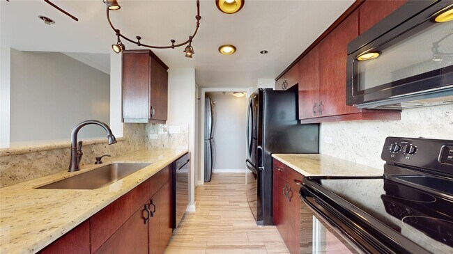 Building Photo - 3525 Sage Rd