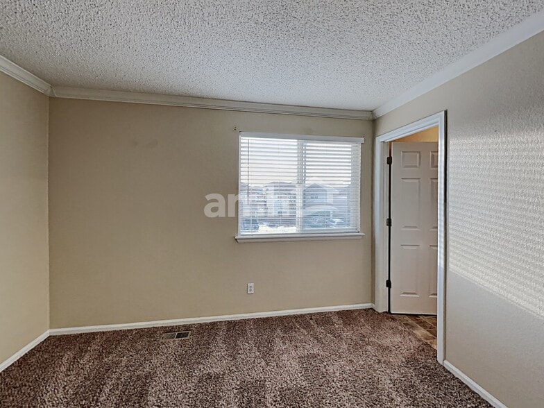 Building Photo - 4076 Orleans Ct