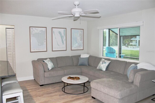 Building Photo - 2744 Sanderling Ct