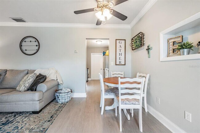 Building Photo - 6985 Merrick Ln