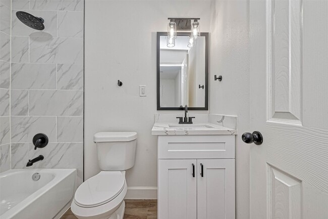 Building Photo - 5609 Denmark St