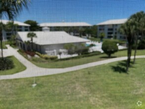 Building Photo - 3635 Whitehall Dr