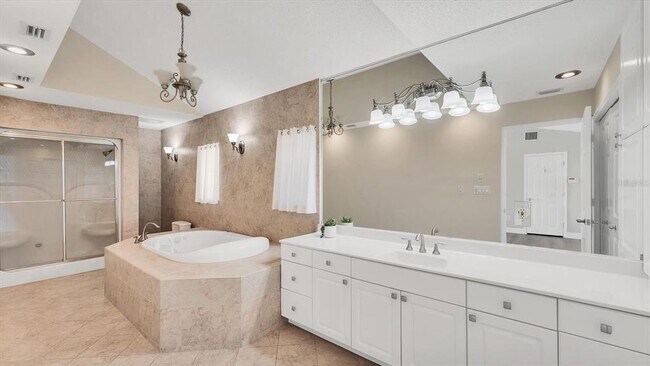 Building Photo - 120 Sands Pt Dr