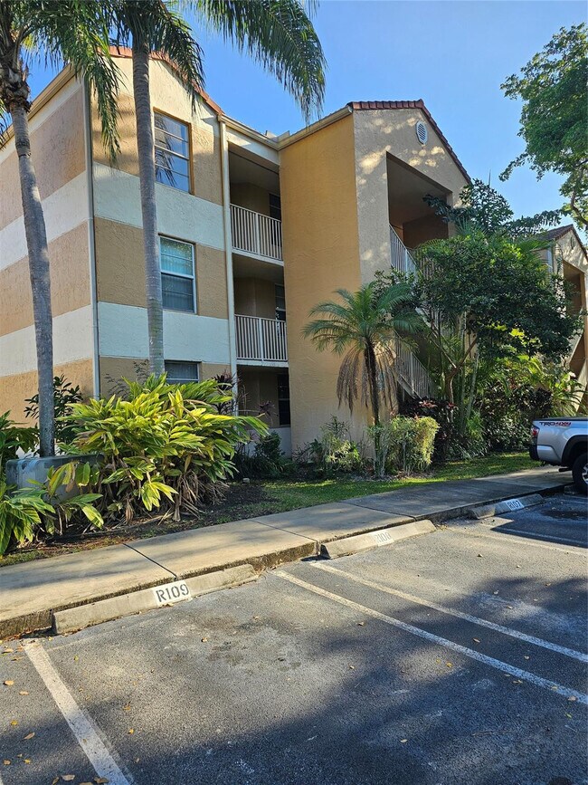 Building Photo - 8294 NW 24th St