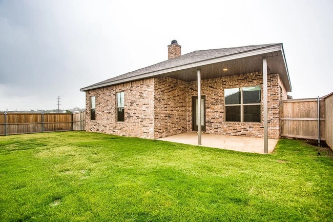 Building Photo - Amazing Four Bedroom in South Lubbock - Ab...