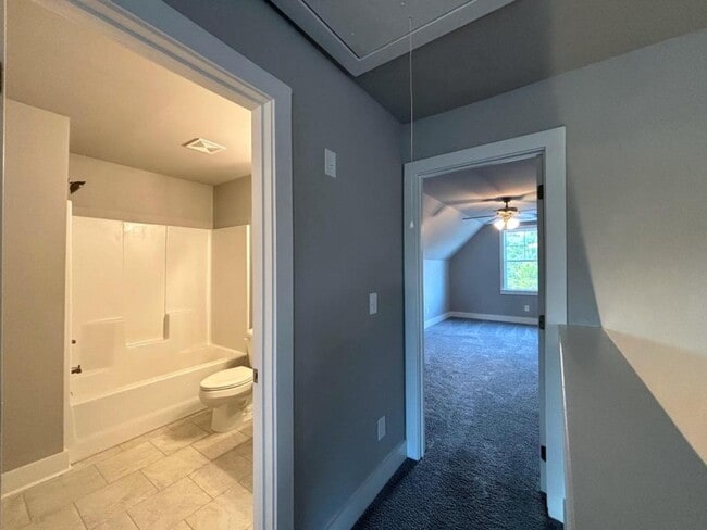 Building Photo - 249 Melba Ln