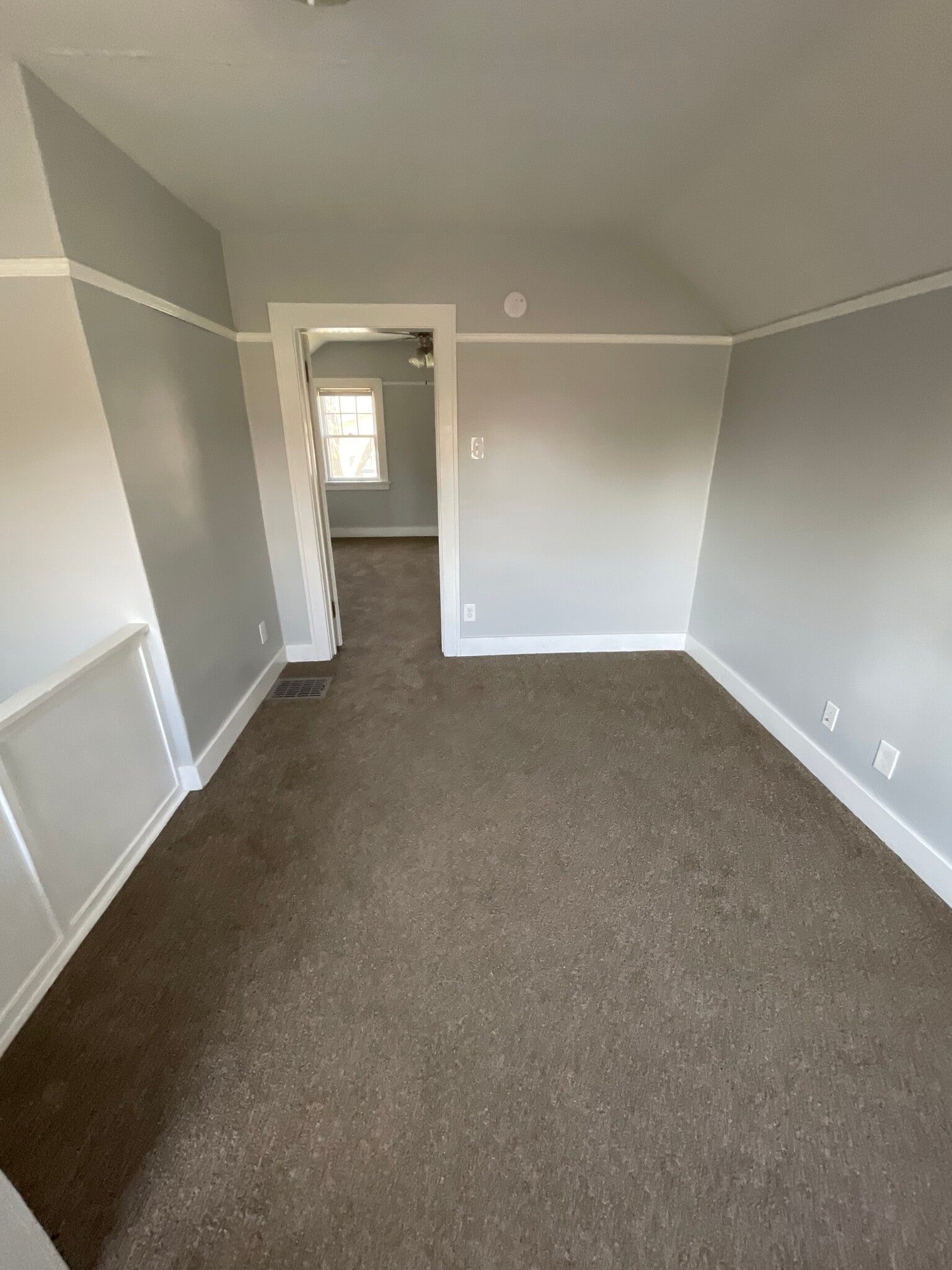 Building Photo - 217 Dotson Dr