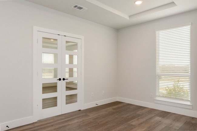 Building Photo - 1609 Whisperwood Wy