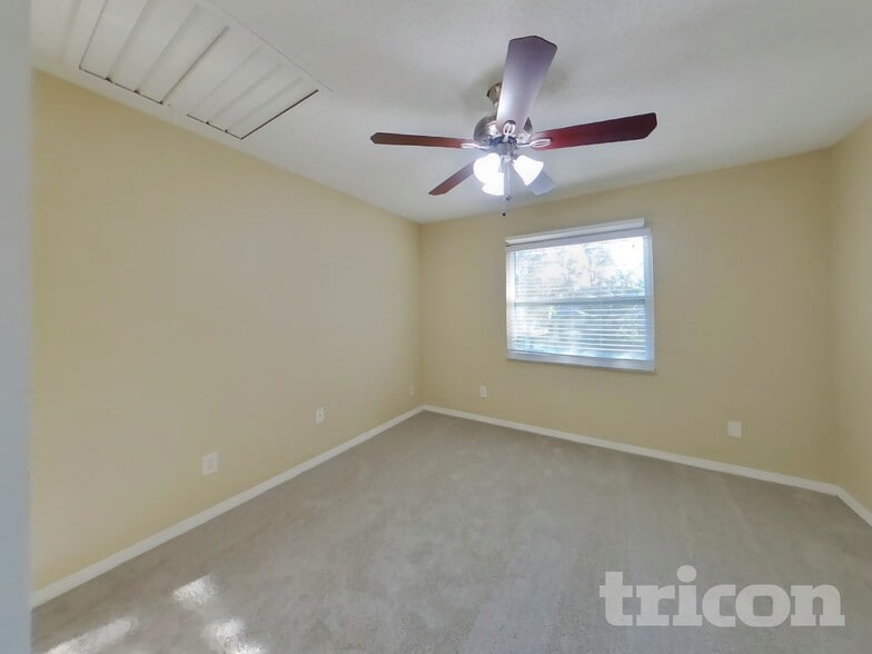 Building Photo - 842 Benchwood Ct