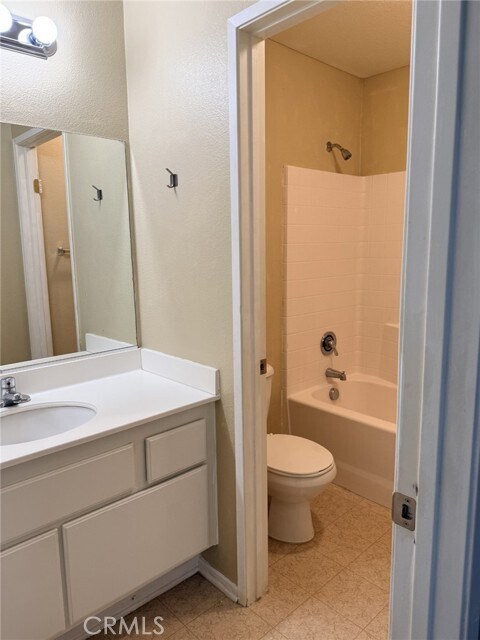 Building Photo - 11931 Cove Ct