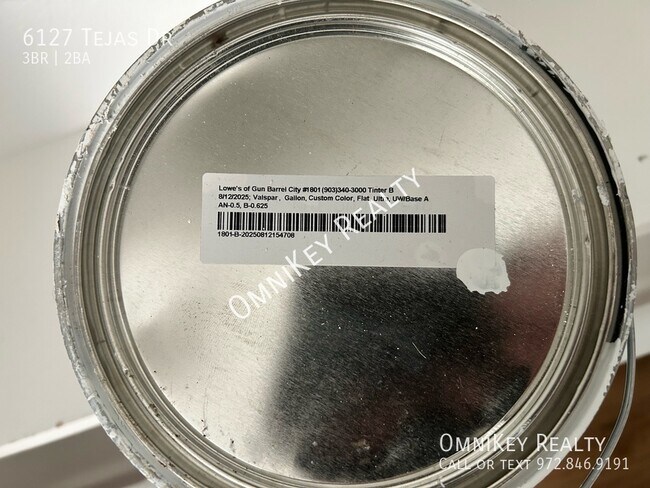 Building Photo - 6127 Tejas Dr