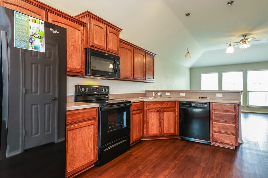 Building Photo - 11929 Long Stone Dr