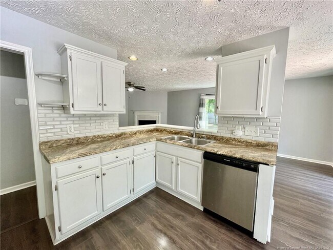 Building Photo - 4226 Donegal Dr