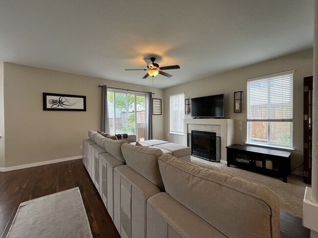 Building Photo - Elegant 5BR + Bonus Room Home with Bay Windows, Entertainment Room & Oversized Primary Retreat