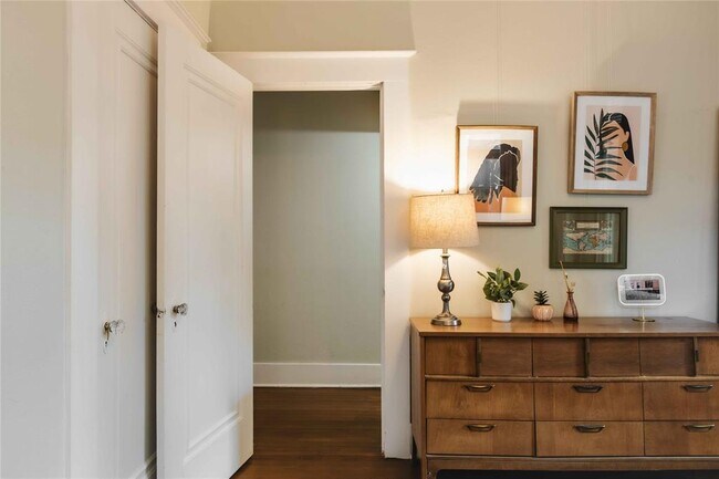 Building Photo - 2623 Salado St