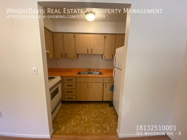 Building Photo - 301 Woodrow Ave