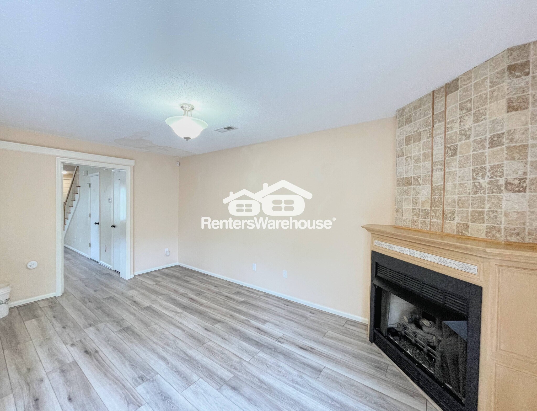 Building Photo - 631 Brisa Ct