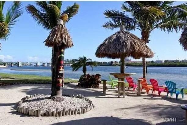 Building Photo - 1648 Jupiter Cove Dr