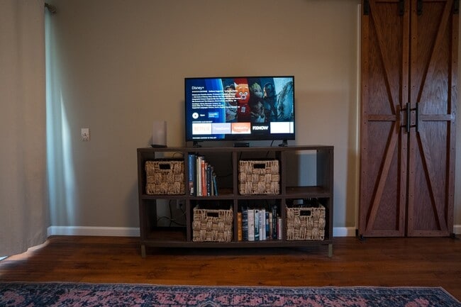 Building Photo - 6725 Mission Gorge Rd