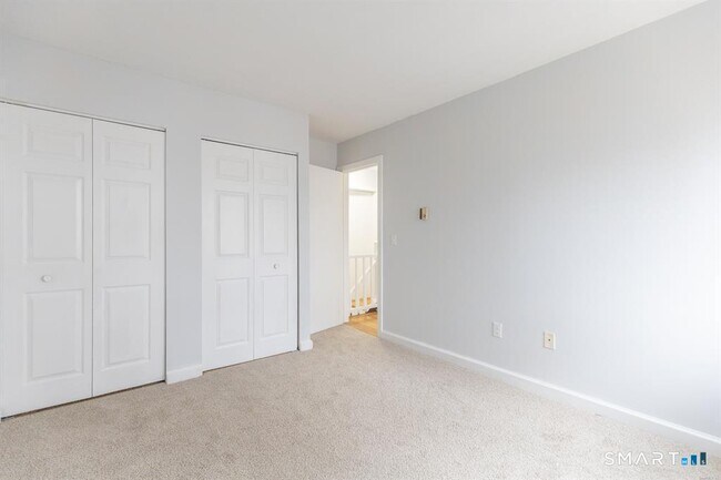 Building Photo - 3 Pebblestone Cir