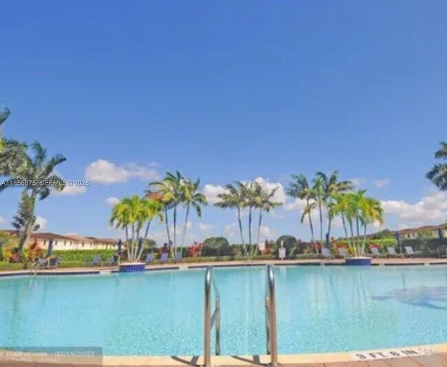 Building Photo - 3521 W 86th Terrace