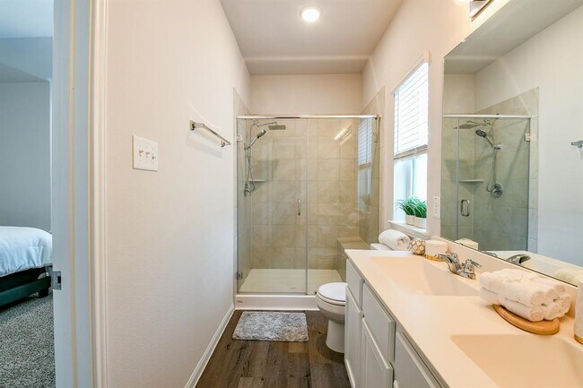 Building Photo - 24967 Goldoni Dr
