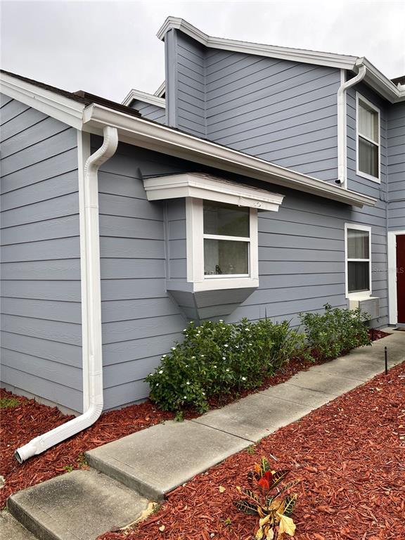 Building Photo - 627 Orchid Dr