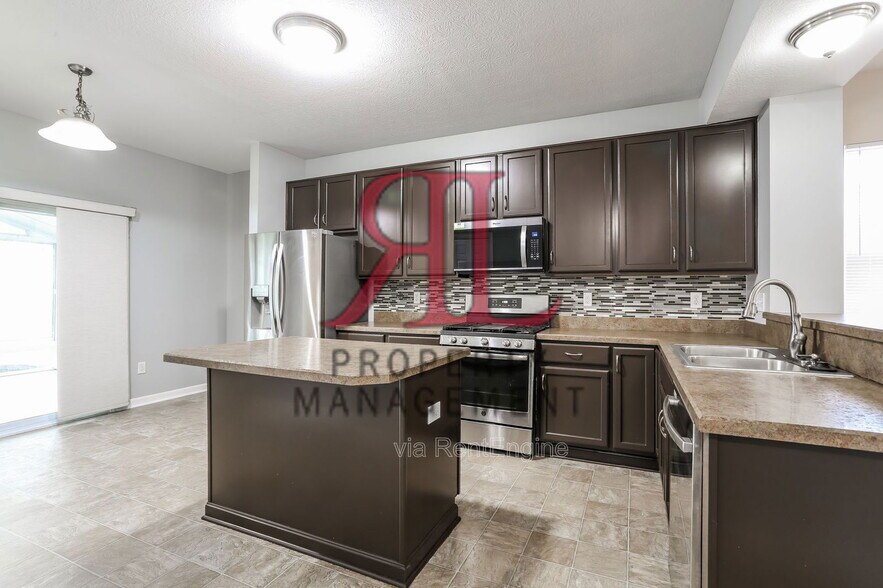 Building Photo - 5761 Ellis Brook Dr