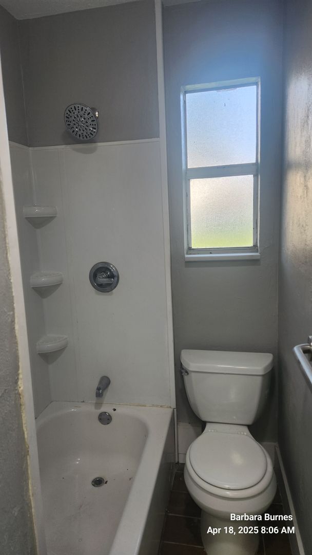 Building Photo - 126 Gardiner Ct