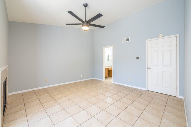 Building Photo - 14600 Fonmeadow Dr