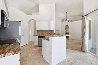Building Photo - 2207 E Tahitian Way