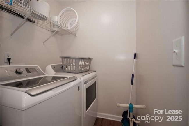 Building Photo - 137 Lynch Cir