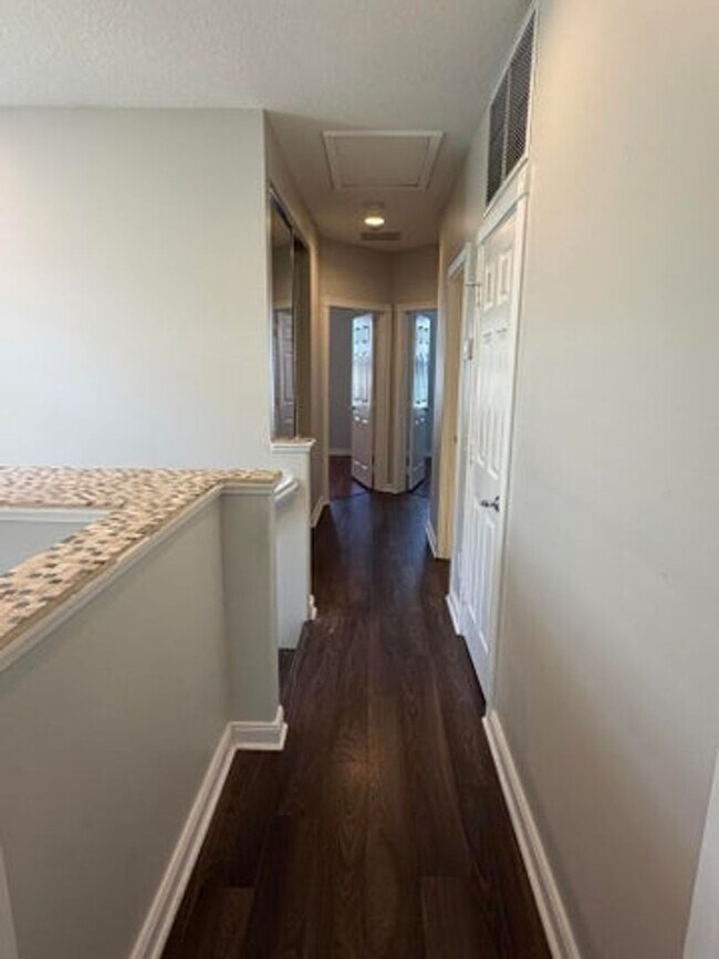 Building Photo - 3200 W Community Dr