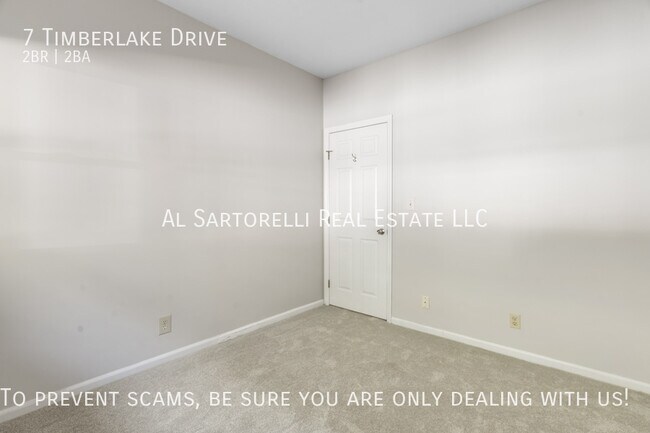 Building Photo - 7 Timberlake Dr