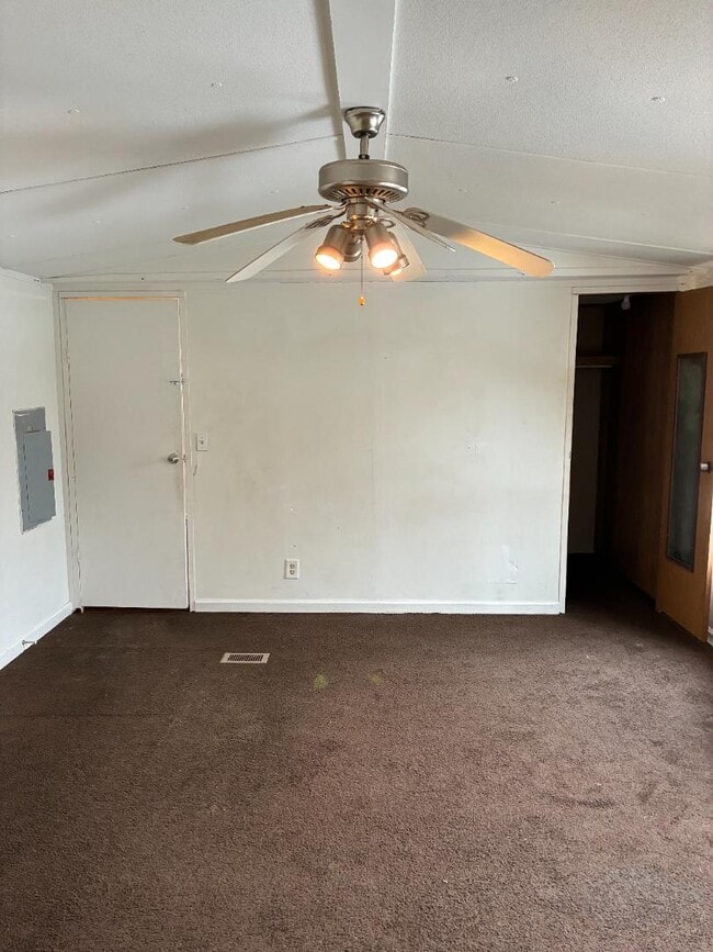 Building Photo - 2326 Sandy Ridge Dr