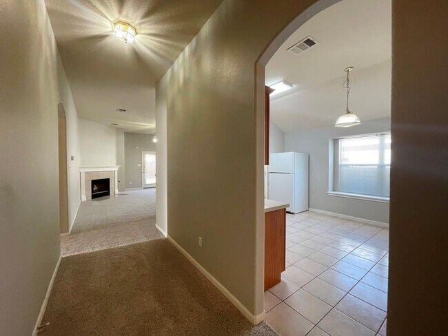 Building Photo - 2305 Bakers Way