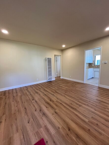 Building Photo - 7972 Farm St