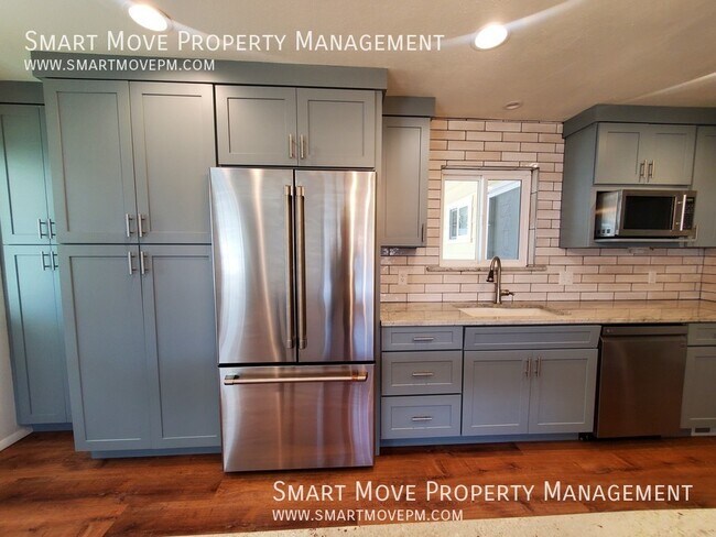 Building Photo - 6030 Kirkwood Cir