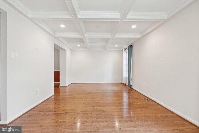 Building Photo - 7401 Willshire Hunt Ct