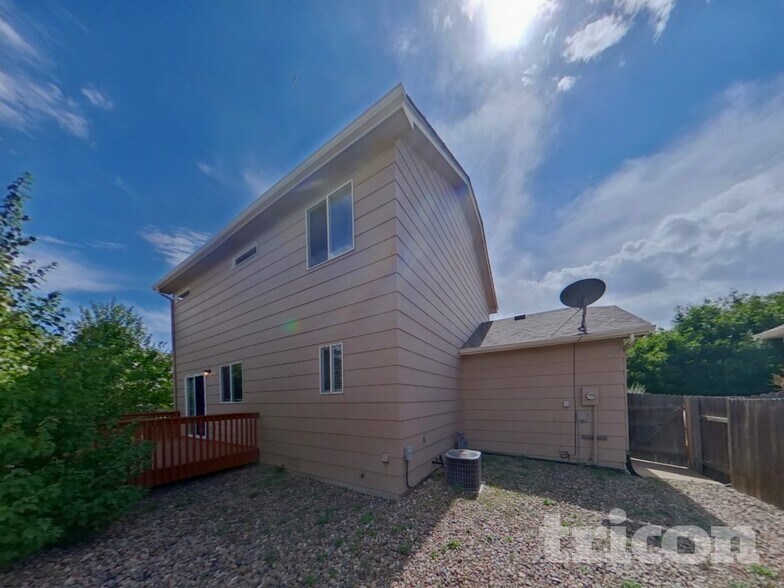 Building Photo - 7262 Campstool Dr