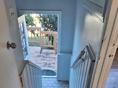 Building Photo - 3 Tulip Ln