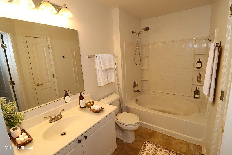 Building Photo - 681 Spring Valley Dr