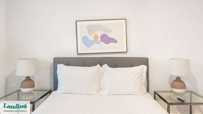 Building Photo - 650 E Sycamore St