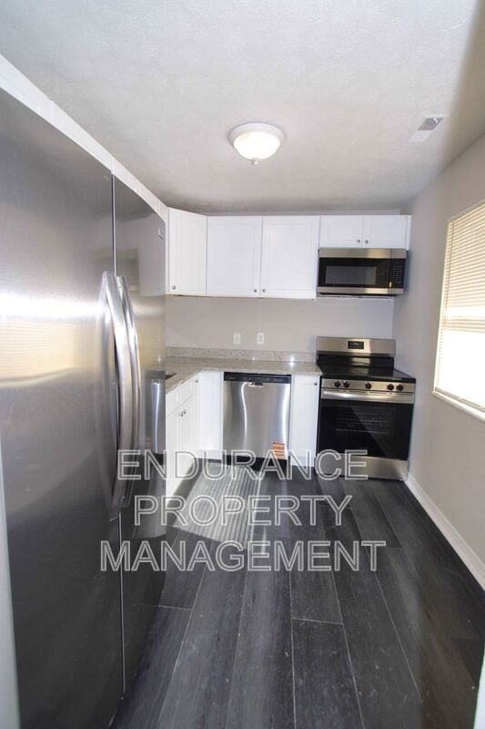 Building Photo - 10203 Storm Dr